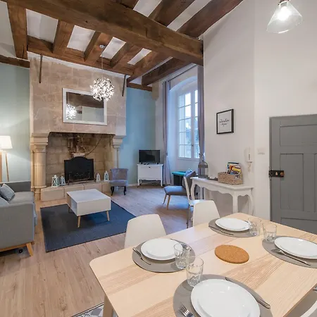 Immeuble Historique Xveme Siecle Apartment